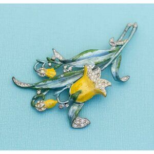 Vintage Art Nouveau Floral Stylish Brooch - E8